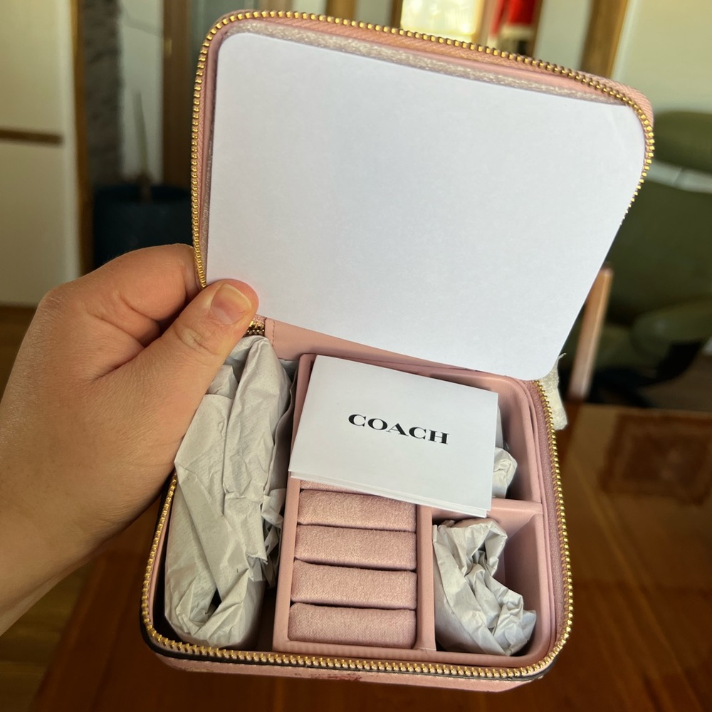 New Coach Butterfly Jewelry Box - Picture 4 of 9